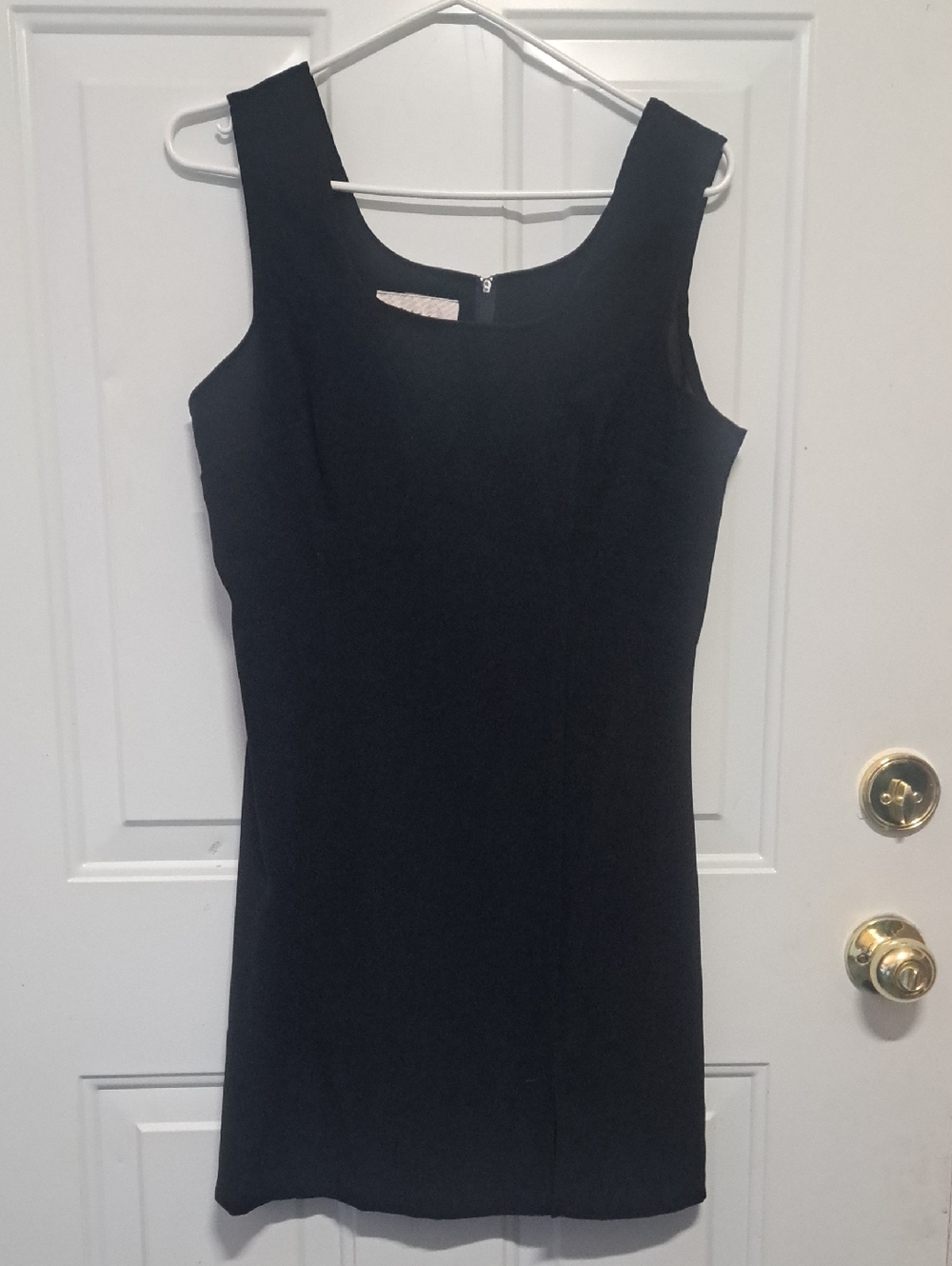 Stella Elegant Black Midi Dress